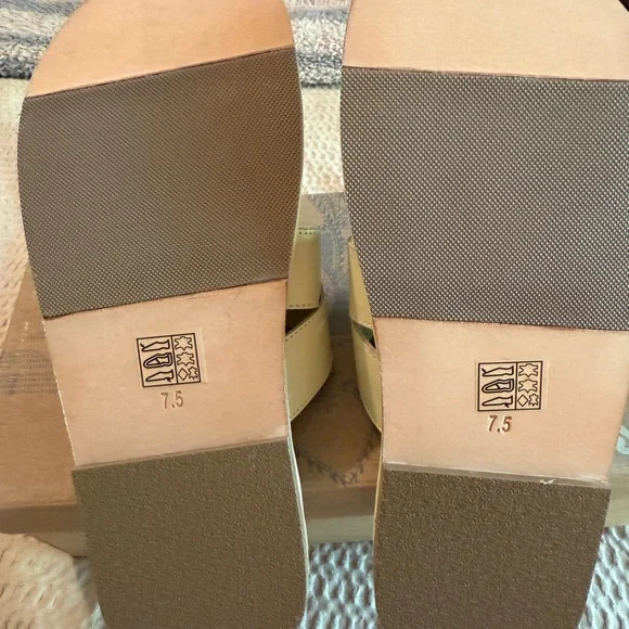 Free People Tan Slide Sandals - Picture 4 of 6